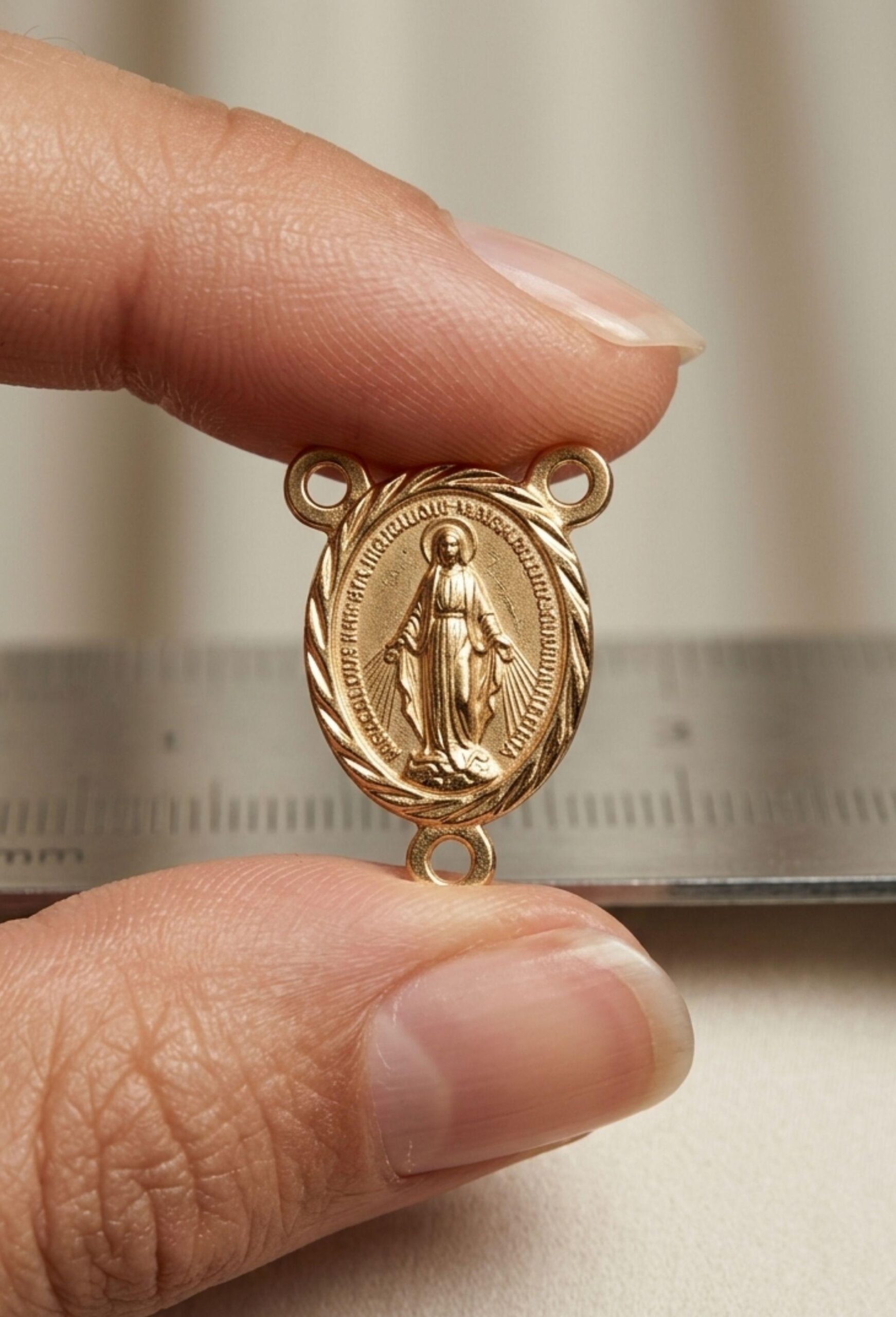 1c6a1ff1-5559-414d-b35b-24604472566a.jpg CRUCERO VIRGEN MILAGROSA - Imagen 1